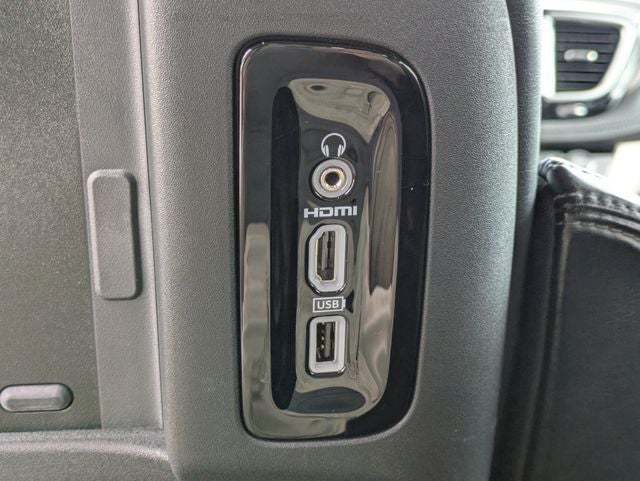 2018 Chrysler Pacifica Hybrid Limited