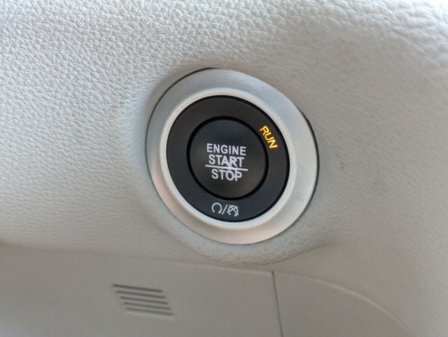 2018 Chrysler Pacifica Hybrid Limited