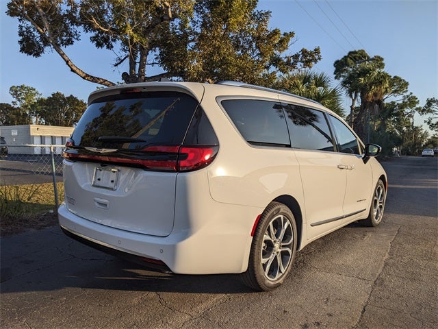 2026 Chrysler Pacifica PACIFICA PINNACLE