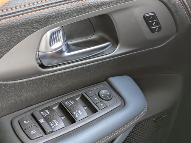2027 Chrysler Pacifica PACIFICA PINNACLE