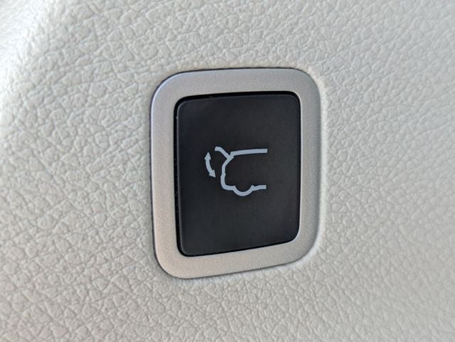 2023 Chrysler Pacifica Limited AWD