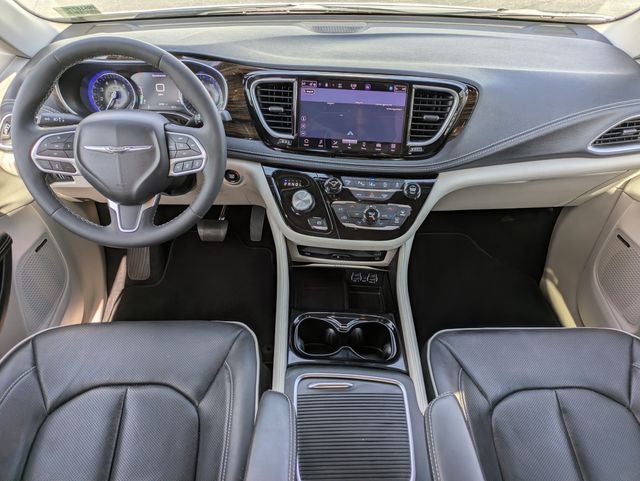 2023 Chrysler Pacifica Limited AWD