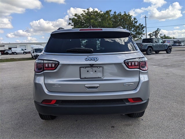 2021 Jeep Compass Latitude FWD