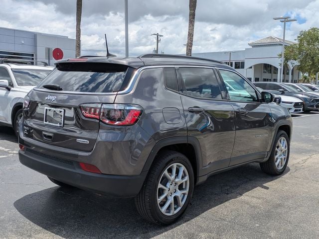 2022 Jeep Compass Latitude Lux 4x4