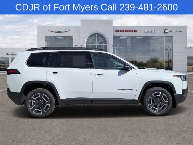 2027 Jeep Cherokee CHEROKEE LAREDO 4X4