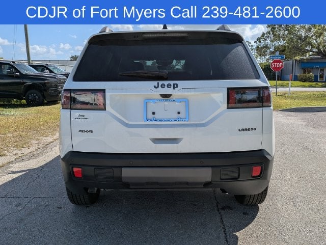 2027 Jeep Cherokee CHEROKEE LAREDO 4X4