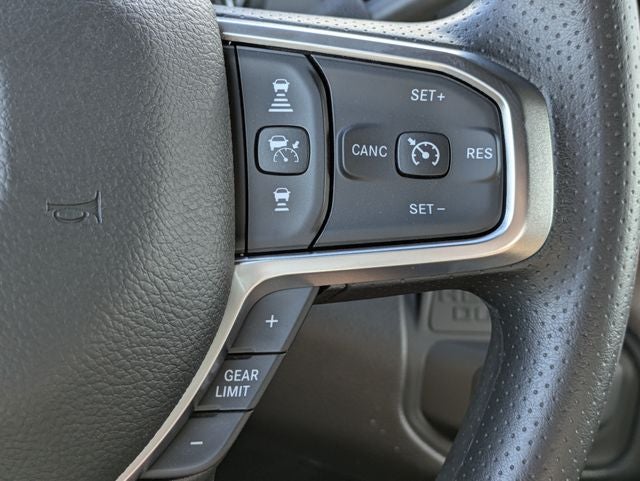 2026 RAM 2500 RAM 2500 WARLOCK CREW CAB 4X4 6'4' BOX