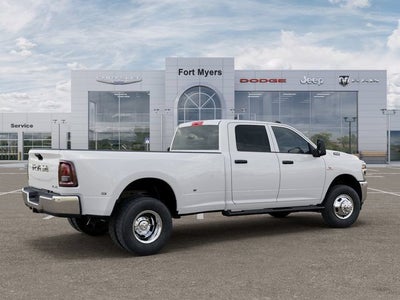 2026 RAM Ram 3500 RAM 3500 TRADESMAN CREW CAB 4X4 8' BOX