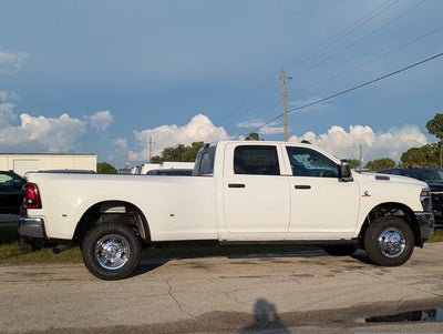 2026 RAM Ram 3500 RAM 3500 TRADESMAN CREW CAB 4X4 8' BOX