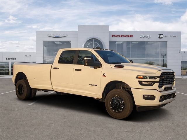 2026 RAM Ram 3500 RAM 3500 BIG HORN CREW CAB 4X4 8' BOX