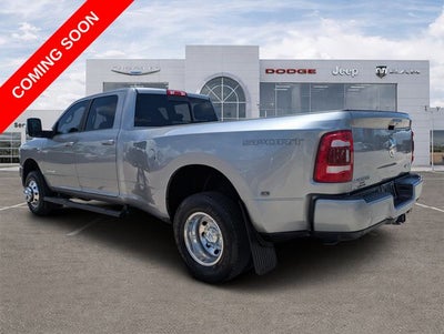 2024 RAM 3500 Laramie Crew Cab 4x4 8' Box