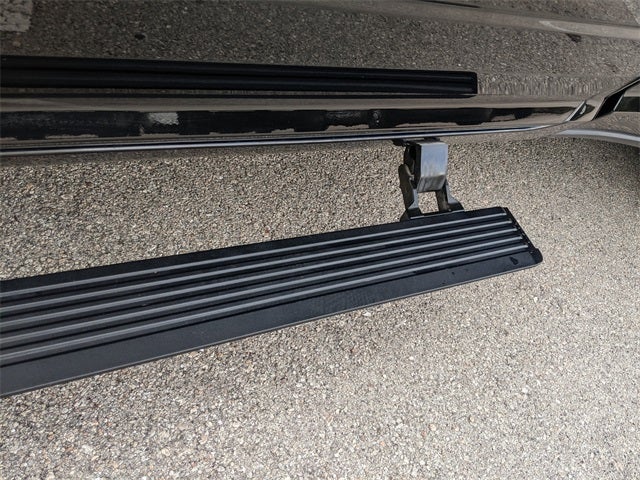 2022 RAM 3500 Limited Longhorn Crew Cab 4x4 8' Box