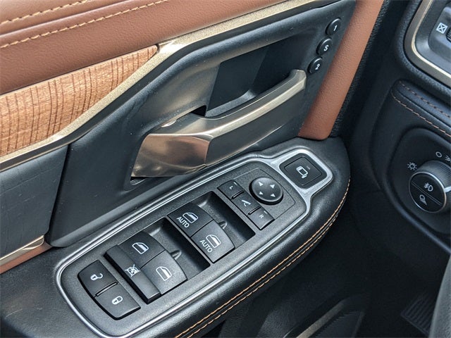 2022 RAM 3500 Limited Longhorn Crew Cab 4x4 8' Box