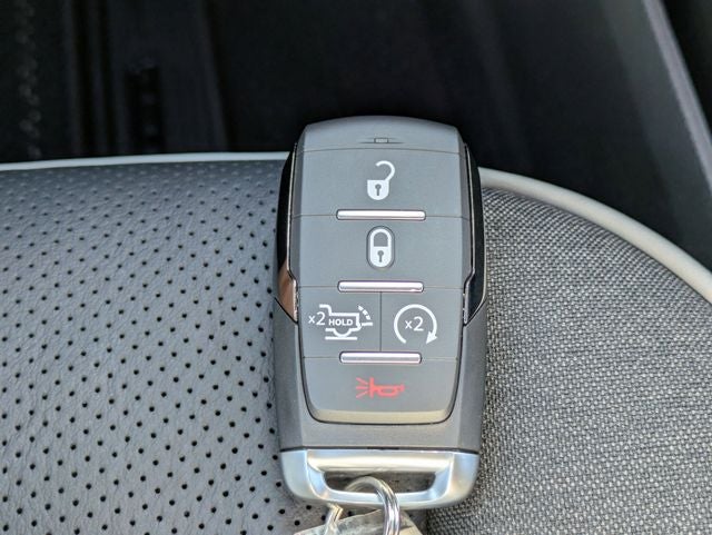 2026 RAM Ram 3500 RAM 3500 LIMITED CREW CAB 4X4 8' BOX