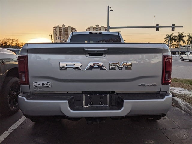 2026 RAM Ram 3500 RAM 3500 LIMITED LONGHORN CREW CAB 4X4 8' BOX
