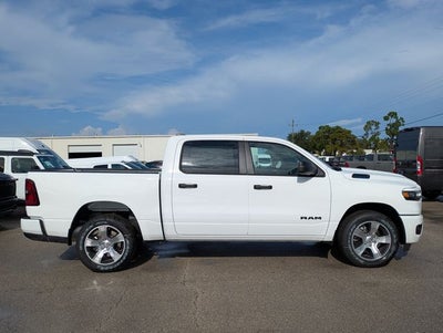 2026 RAM Ram 1500 RAM 1500 EXPRESS CREW CAB 4X2 5'7' BOX