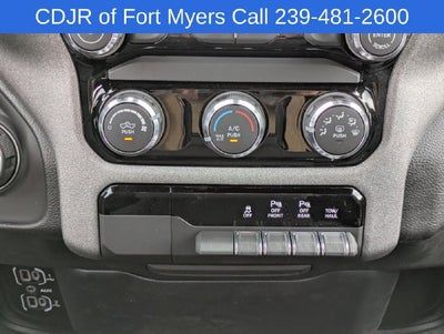 2026 RAM Ram 1500 RAM 1500 EXPRESS CREW CAB 4X2 5'7' BOX