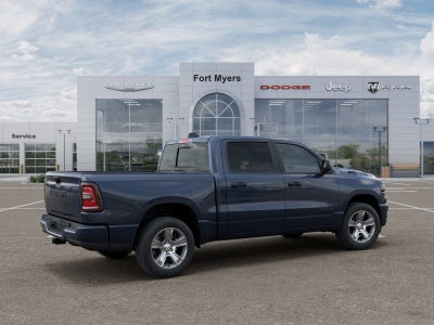 2026 RAM Ram 1500 RAM 1500 EXPRESS CREW CAB 4X2 5'7' BOX