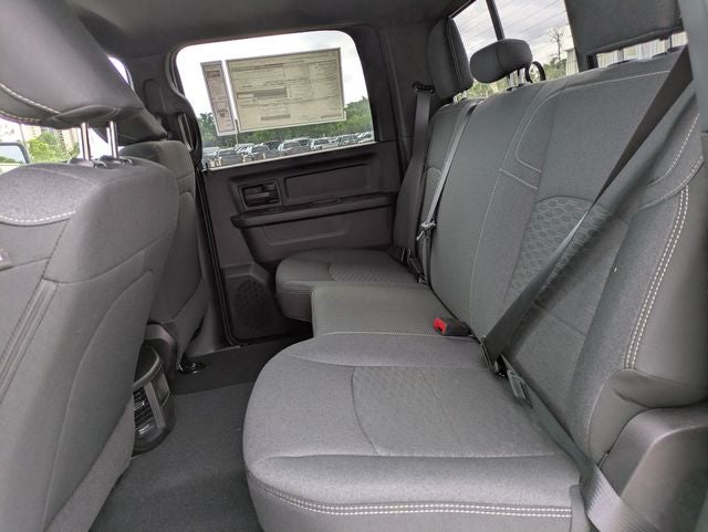 2026 RAM 2500 RAM 2500 BLACK EXPRESS CREW CAB 4X4 6'4' BOX