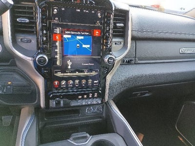 2020 RAM 2500 Laramie Crew Cab 4x4 6'4' Box