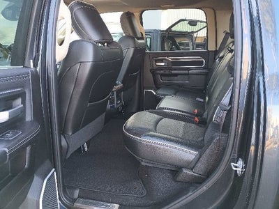 2020 RAM 2500 Laramie Crew Cab 4x4 6'4' Box