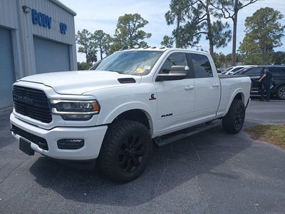 2022 RAM 2500 Laramie Crew Cab 4x4 6'4' Box