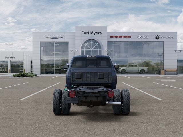 2026 RAM Ram 5500 Chassis Cab RAM 5500 BIG HORN CHASSIS CREW CAB 4X4 60' CA