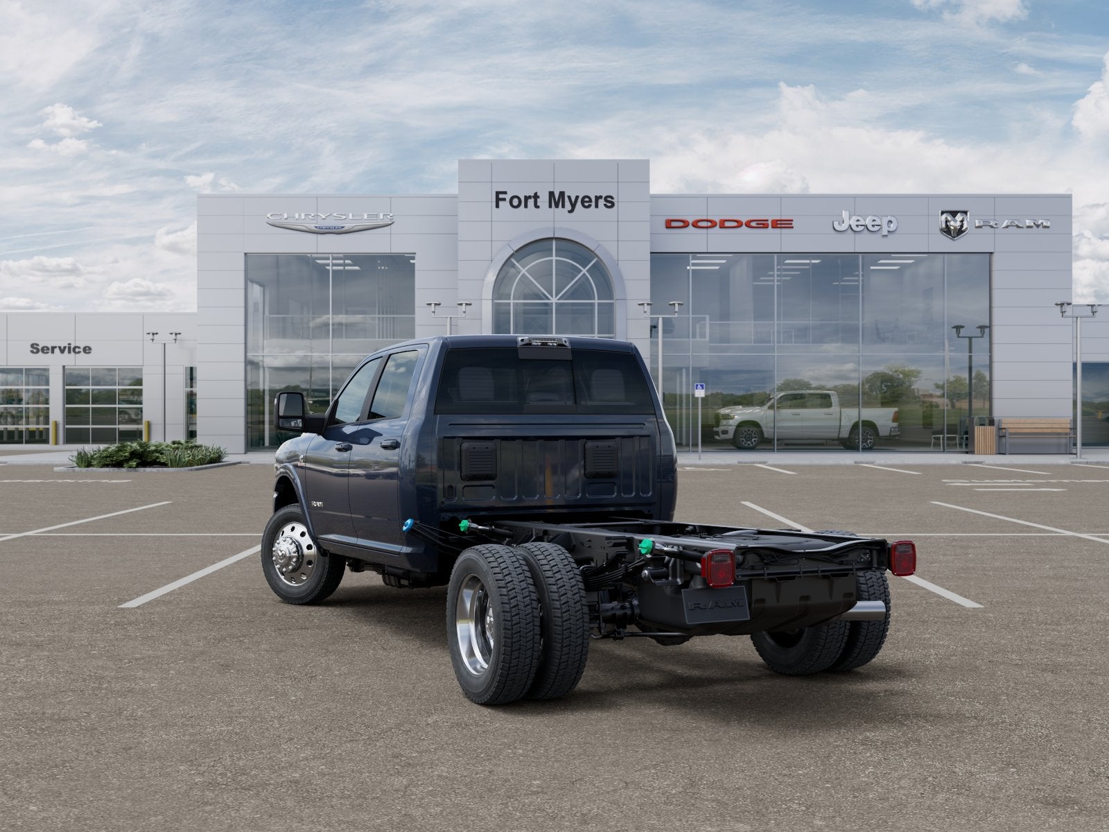 2026 RAM Ram 5500 Chassis Cab RAM 5500 BIG HORN CHASSIS CREW CAB 4X4 60' CA