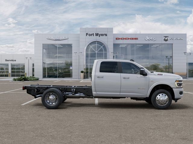 2026 RAM Ram 5500 Chassis Cab RAM 5500 BIG HORN CHASSIS CREW CAB 4X4 60' CA