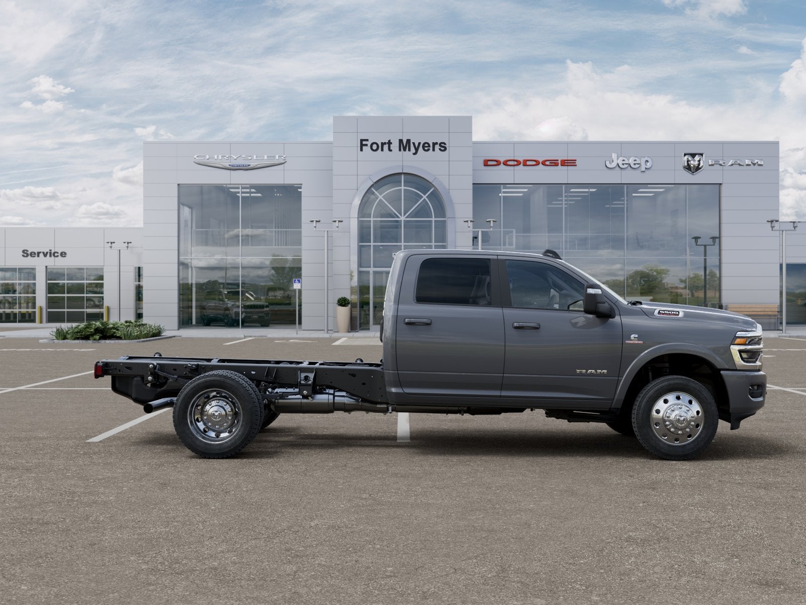 2026 RAM Ram 5500 Chassis Cab RAM 5500 BIG HORN CHASSIS CREW CAB 4X4 60' CA