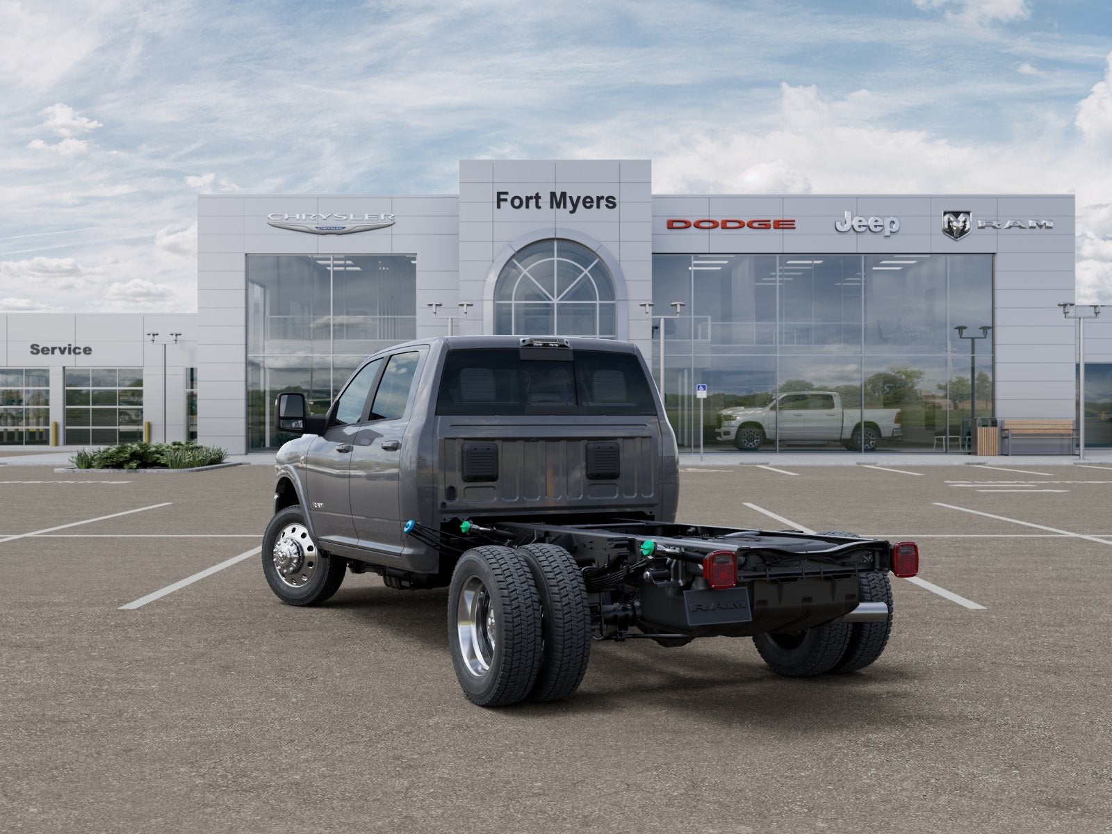 2026 RAM Ram 5500 Chassis Cab RAM 5500 BIG HORN CHASSIS CREW CAB 4X4 60' CA