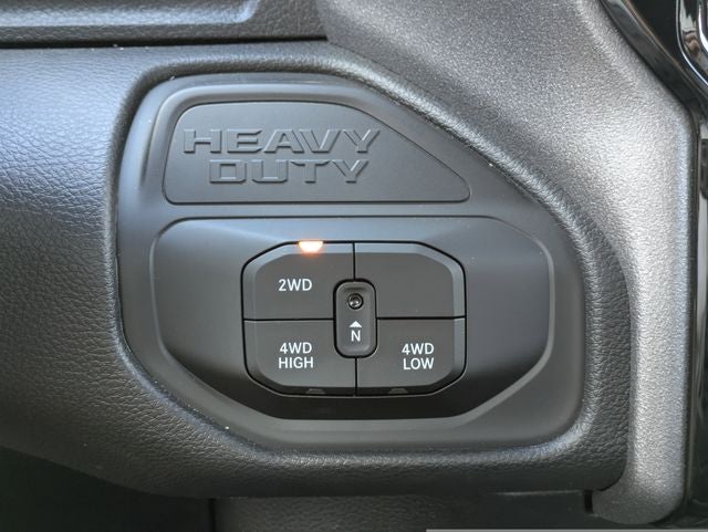 2026 RAM Ram 5500 Chassis Cab RAM 5500 TRADESMAN CHASSIS CREW CAB 4X4 84' CA