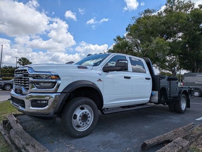 2026 RAM Ram 5500 Chassis Cab RAM 5500 TRADESMAN CHASSIS CREW CAB 4X4 84' CA