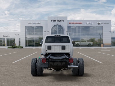 2026 RAM Ram 5500 Chassis Cab RAM 5500 TRADESMAN CHASSIS CREW CAB 4X4 84' CA