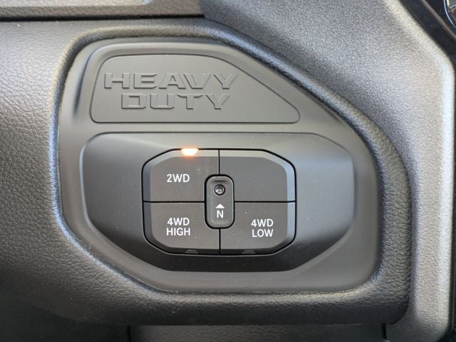 2026 RAM Ram 5500 Chassis Cab RAM 5500 TRADESMAN CHASSIS CREW CAB 4X4 84' CA