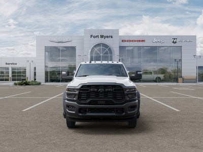 2027 RAM Ram 5500 Chassis Cab RAM 5500 TRADESMAN CHASSIS CREW CAB 4X4 84' CA