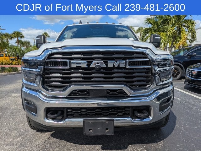 2025 RAM 5500 Chassis Tradesman/Big Horn