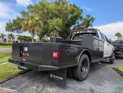 2026 RAM Ram 5500 Chassis Cab RAM 5500 TRADESMAN CHASSIS CREW CAB 4X4 84' CA