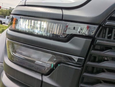 2026 RAM Ram 5500 Chassis Cab RAM 5500 TRADESMAN CHASSIS CREW CAB 4X4 84' CA