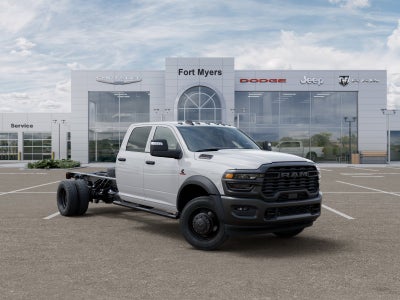 2026 RAM Ram 5500 Chassis Cab RAM 5500 TRADESMAN CHASSIS CREW CAB 4X4 84' CA