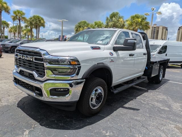 2026 RAM Ram 3500 Chassis Cab RAM 3500 TRADESMAN CREW CAB CHASSIS 4X4 60' CA