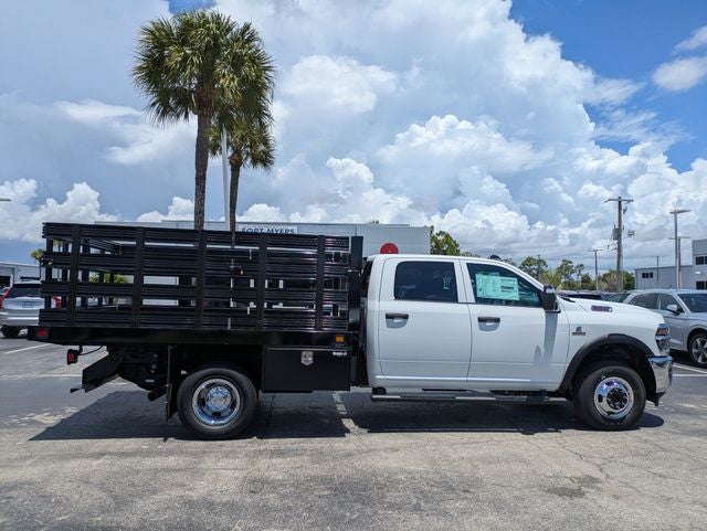 2026 RAM Ram 3500 Chassis Cab RAM 3500 TRADESMAN CREW CAB CHASSIS 4X4 60' CA