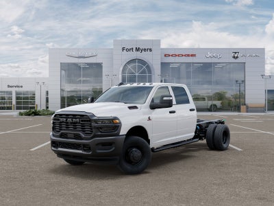 2027 RAM Ram 3500 Chassis Cab RAM 3500 TRADESMAN CREW CAB CHASSIS 4X4 60' CA