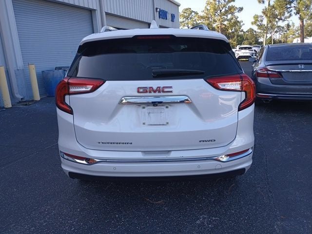 2022 GMC Terrain AWD Denali