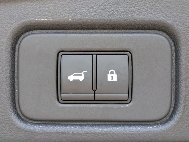 2025 Nissan Pathfinder SV FWD