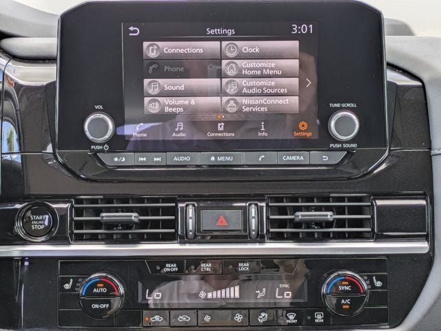 2025 Nissan Pathfinder SV FWD