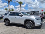 2025 Nissan Pathfinder SV FWD