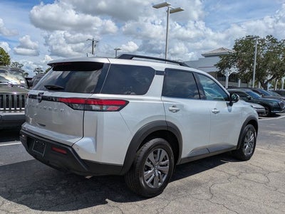 2025 Nissan Pathfinder SV FWD
