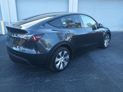 2024 Tesla Model Y Long Range Dual Motor All-Wheel Drive