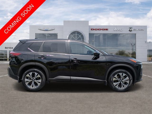 2022 Nissan Rogue SV FWD